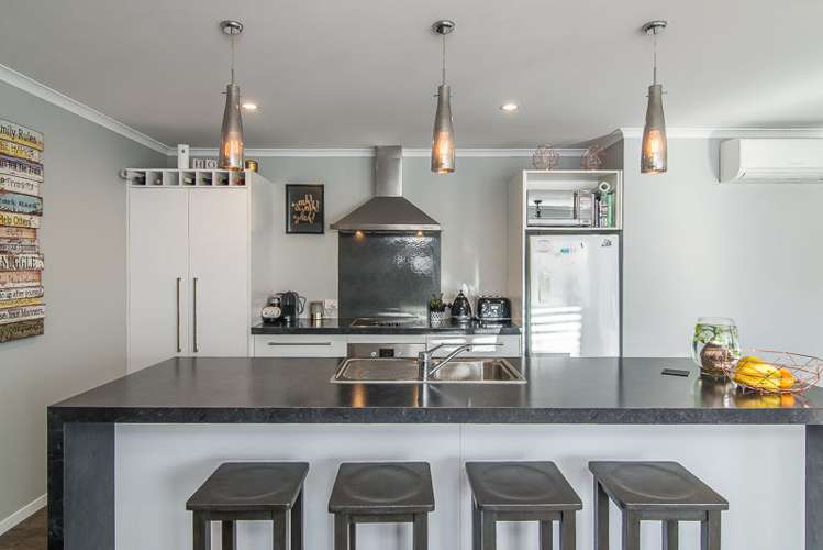 42 San Priamo Place Paraparaumu Beach_4