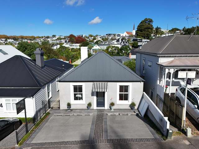 Standalone Character Office on College Hill