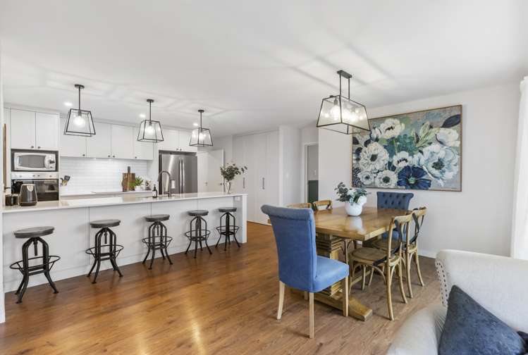 13 Te Aparangi Crescent Papakura_10