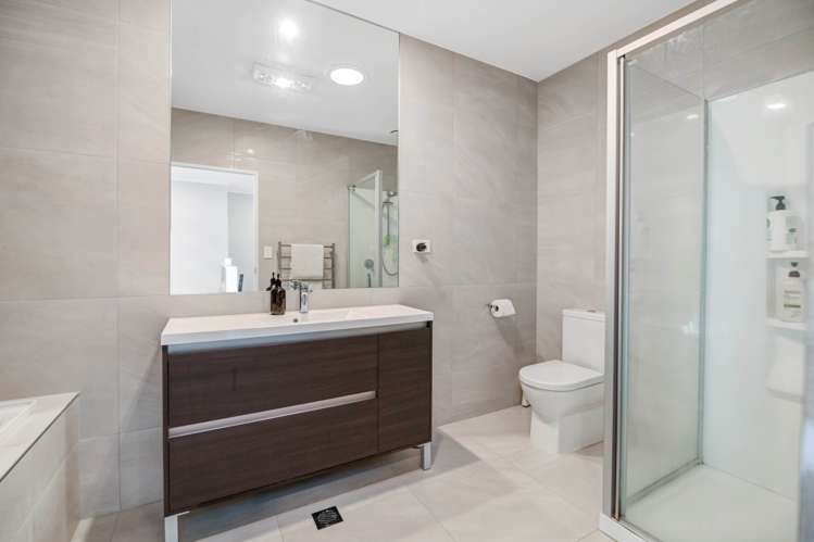 35 Koura Drive Red Beach_19