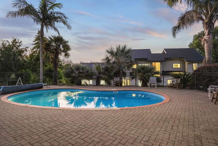 831 Runciman Road Runciman_45