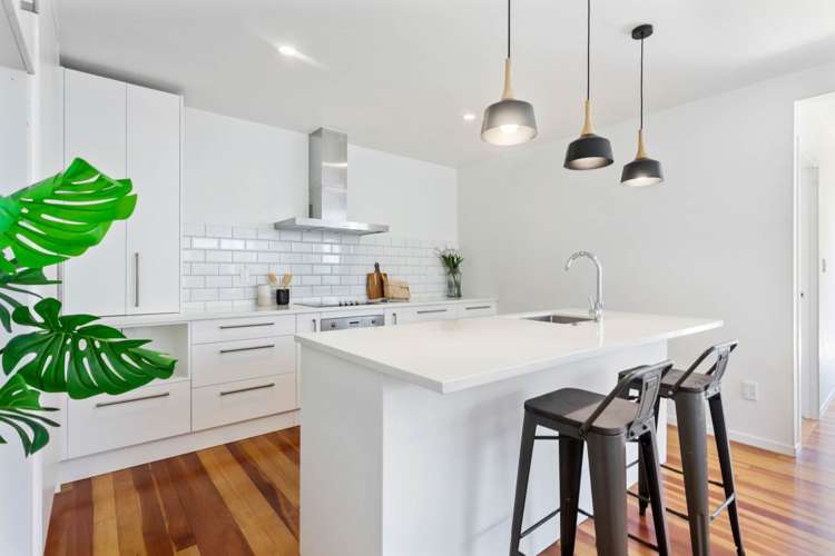 133 Rockfield Road Penrose_10