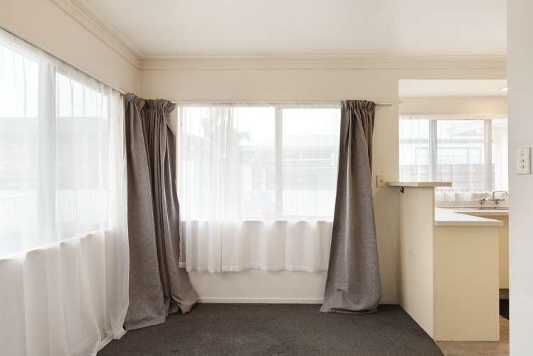 35c Emmett Street Greerton_6