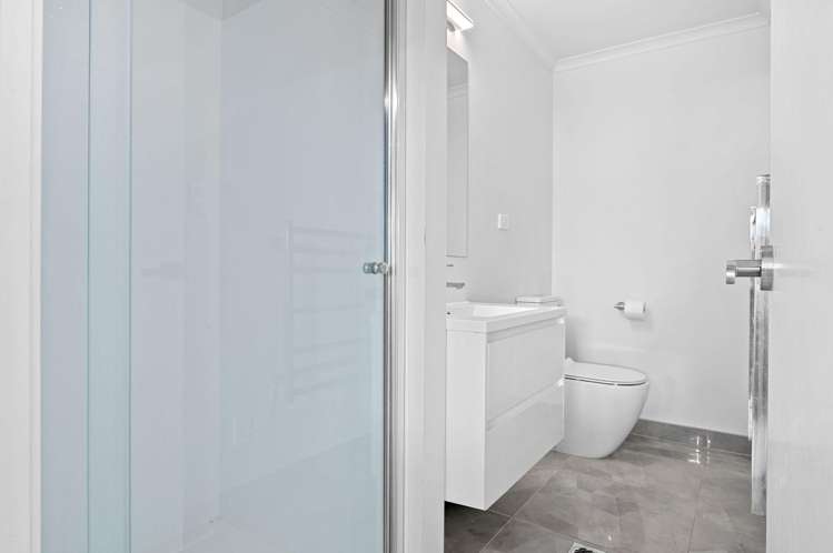 1/23 Tudor Crescent Chedworth_8