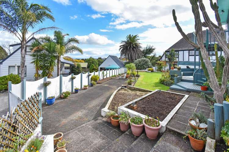 28 Kingsclere Place Goodwood Heights_15