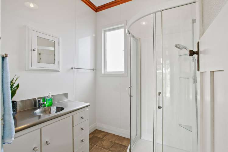 2 Tupoki Street Glen Avon_11