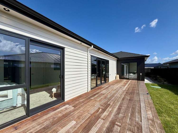 3 Tukutata Crescent Wainui_1