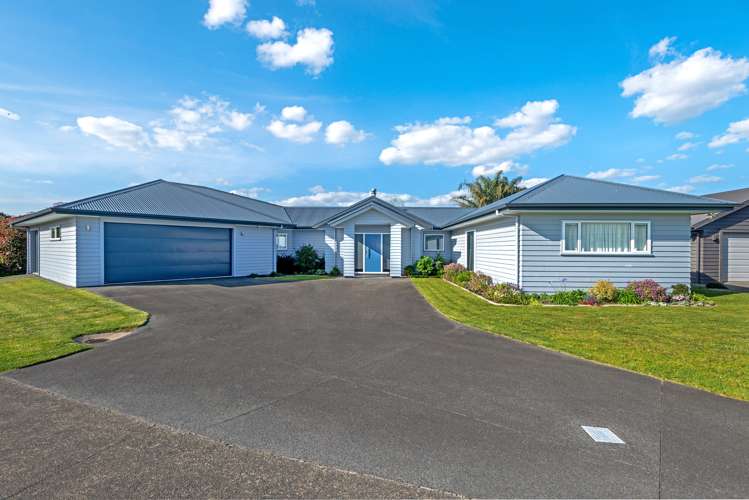 24 Charteris Rise Riverdale_18