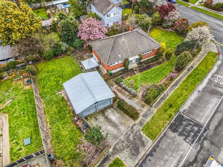 38 Bouverie Street Waimataitai_12