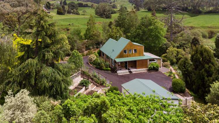 12 Poland Street Waikino_17