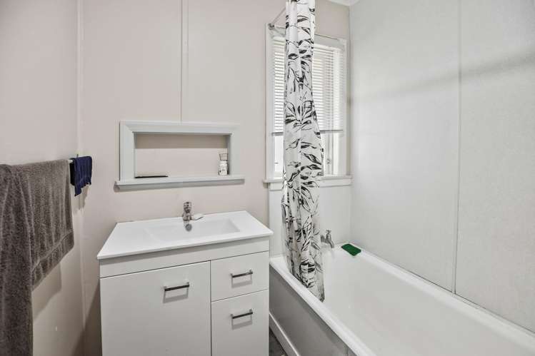 33 Gradara Avenue Otorohanga_17