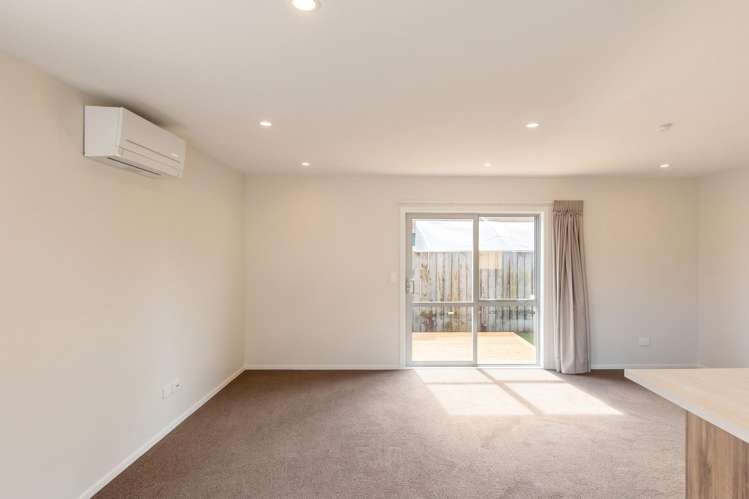 15 Tararua Terrace Cloverlea_5