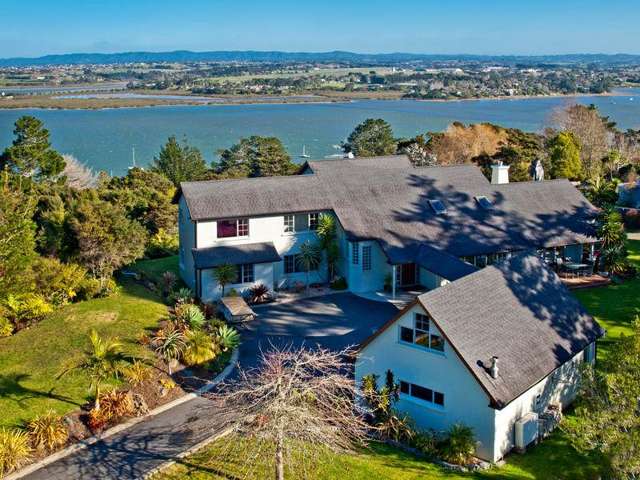 5 Chatham Avenue Paremoremo_1