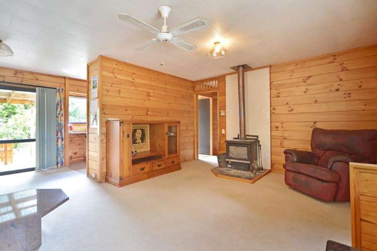 33 William Benton Street Featherston_4