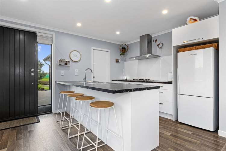 206 The Boulevard Papamoa_1