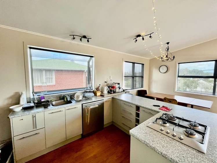 24 Drome View Place Beach Haven_2