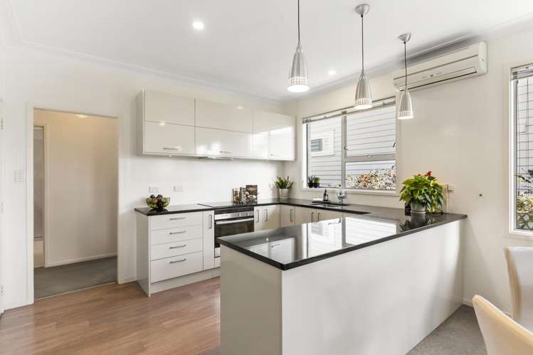 2/245 Jervois Road Herne Bay_7