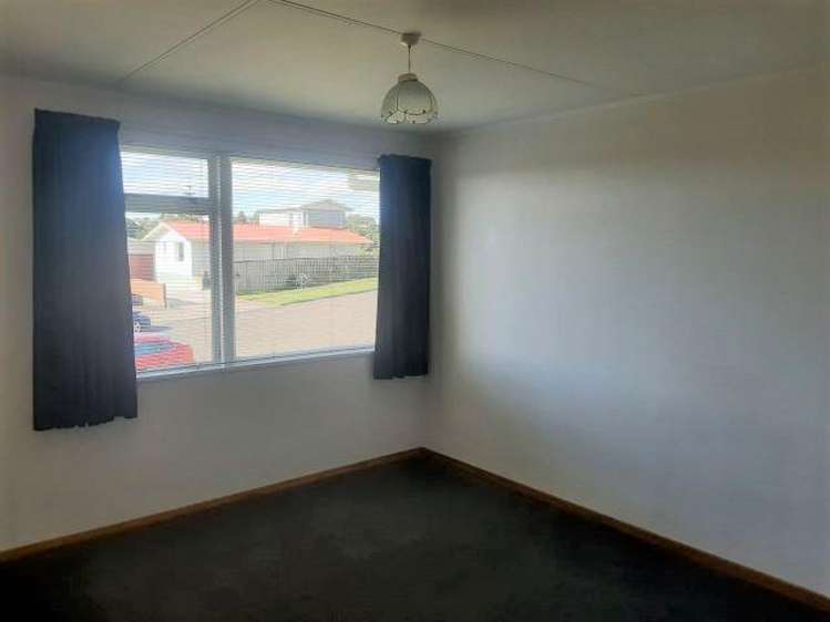 105 Riversdale Drive Merrilands_4