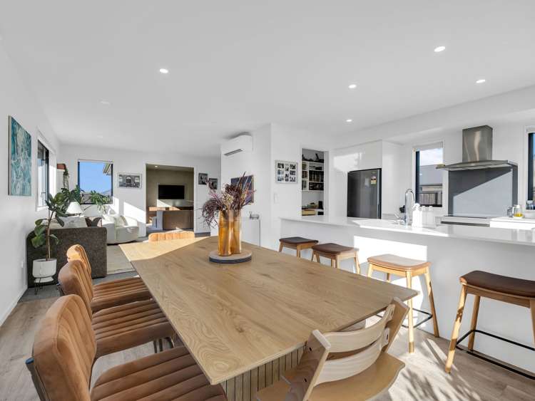 882 Goulds Road_4