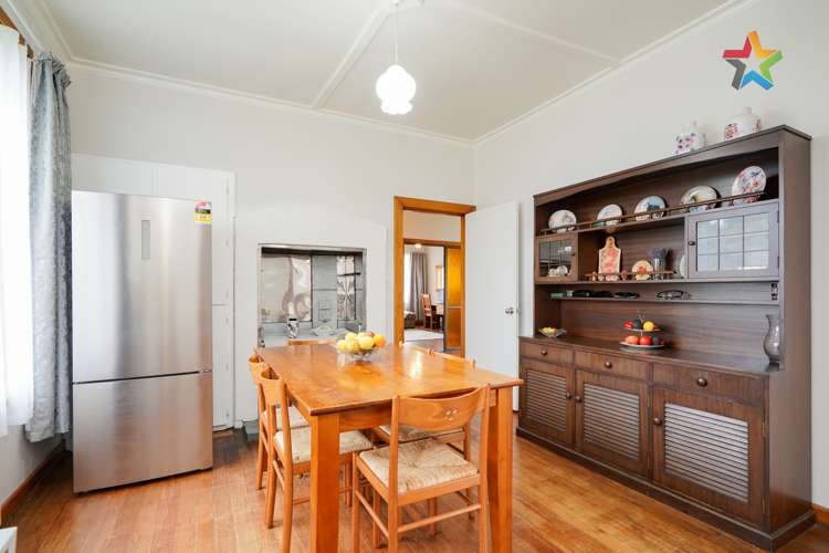 35 Sinclair Avenue Nightcaps_7