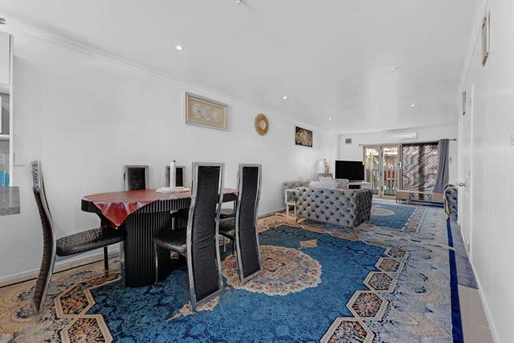 13 Bushpark Place Flat Bush_5