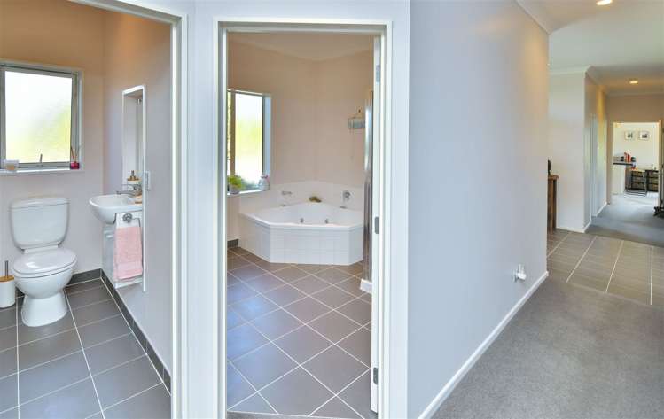 239 Kennedys Hill Road Cust_36