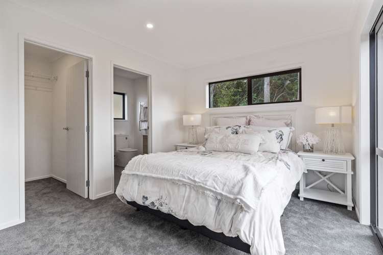 40 Metoriti Cres Papakura_3
