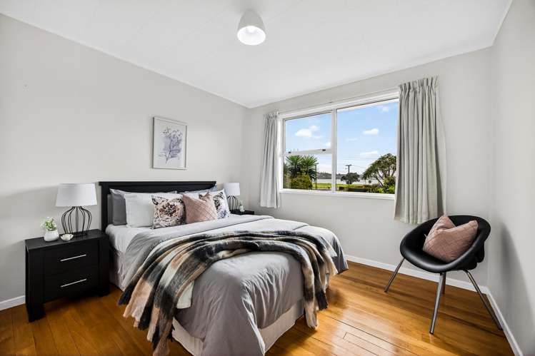 70 Kiwi Esplanade Mangere Bridge_10