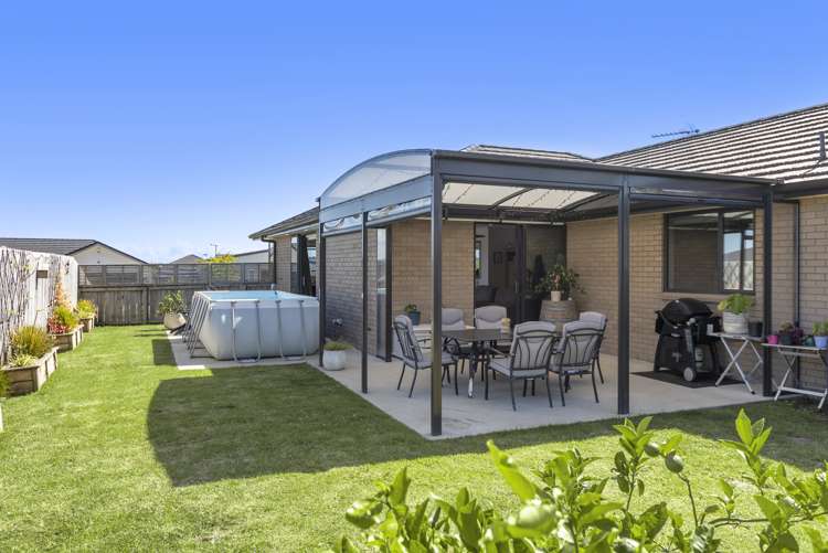 6 Opouatu Avenue Glenbrook_11