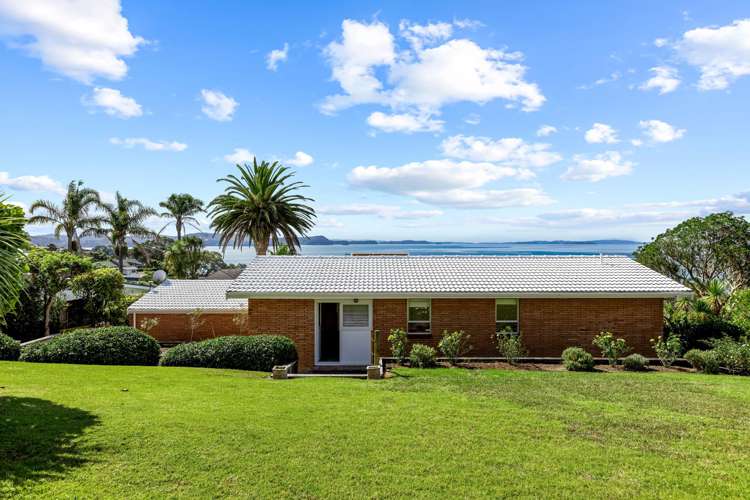 30 Upper Chelverton Drive Red Beach_21