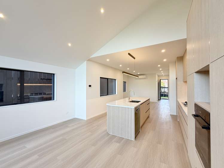 65 Huanui Drive Orewa_4