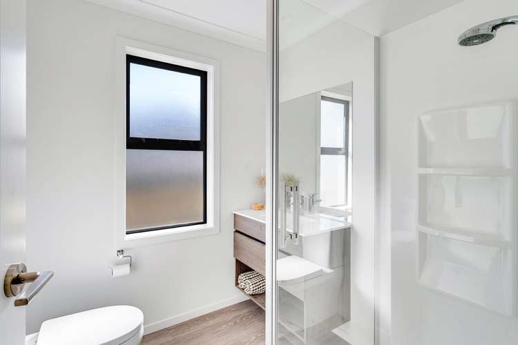 2/8 Jennian Avenue Rototuna_19