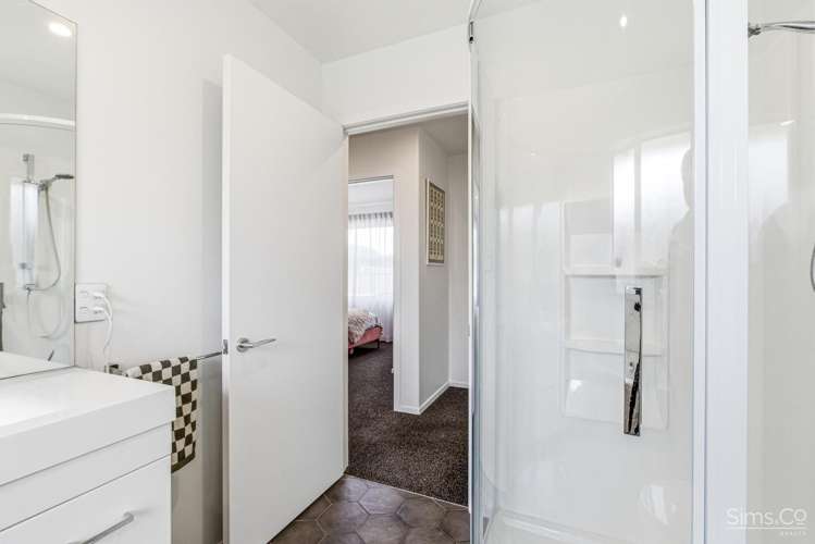 9 Simon Street Tawhero_22