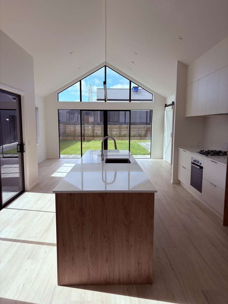 15 Tatahi Street Wharewaka_1