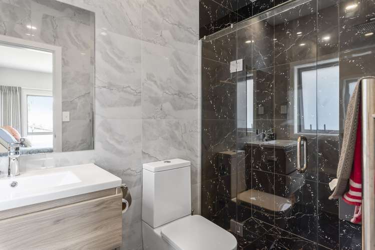 21a Avion Terrace Raumati Beach_19