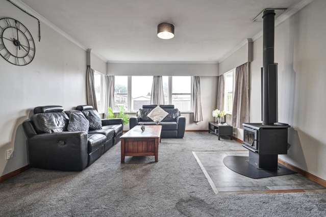 702E Park Road South Akina_3