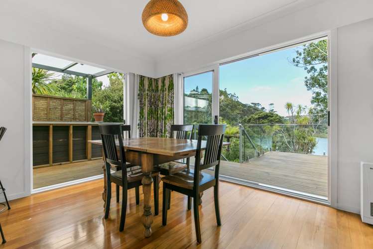 6 Valkyria Place Beach Haven_10