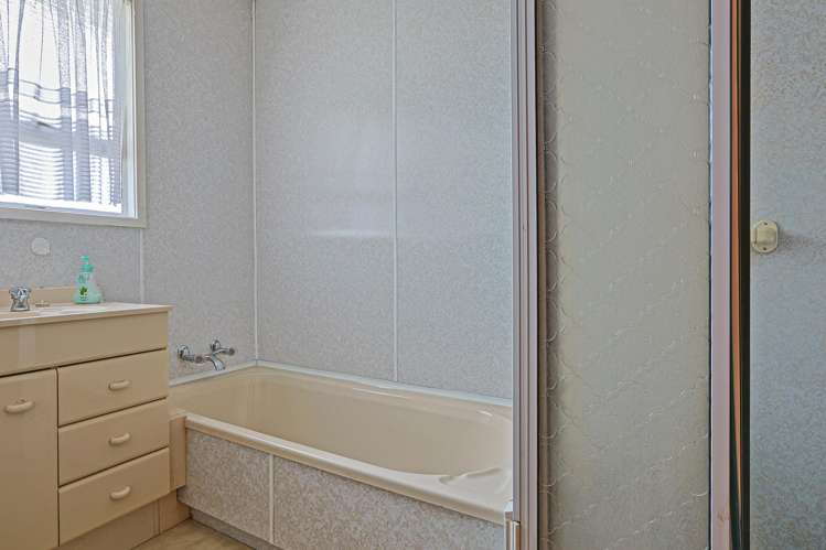 1026 Gordon Road Raureka_15