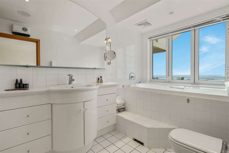 7 Gardenhill Lane Redcliffs_11