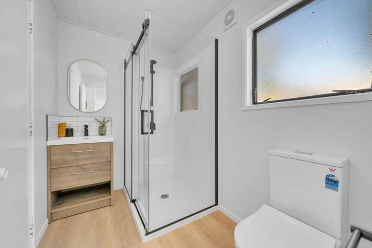 2/40 Rosella Road_4