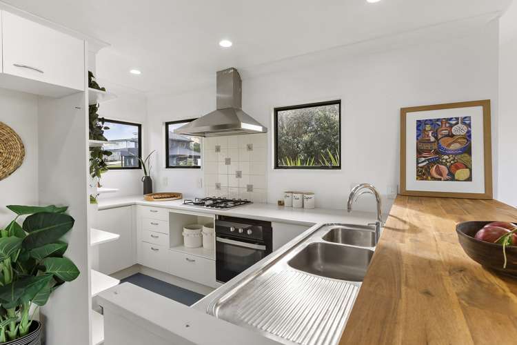 3 Birkhall Grove Strathmore Park_6