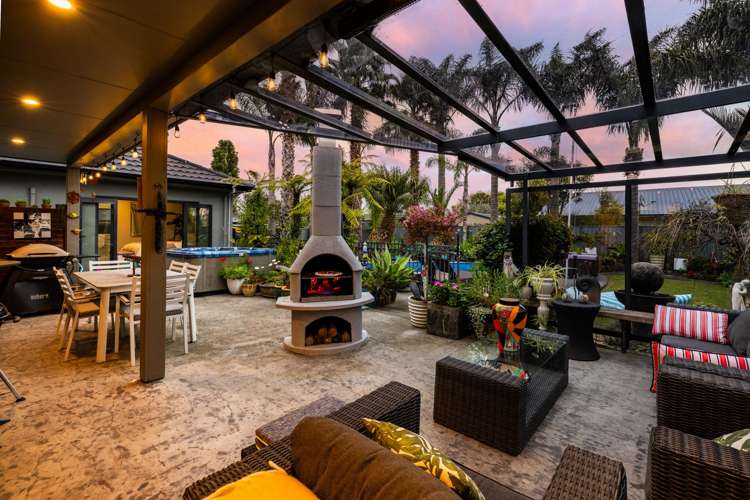 18 Delta Mews Place Clive_24