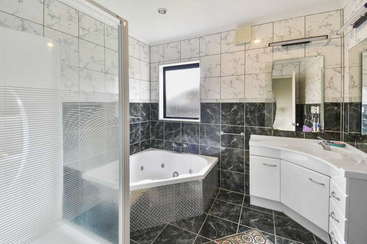 13 Sesame Grove Goodwood Heights_8