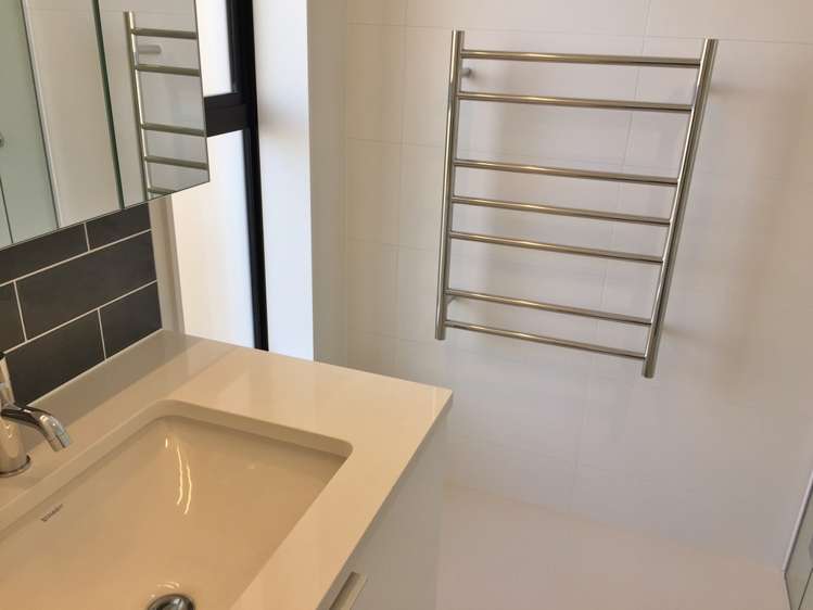 2 Cochrane Road Hobsonville_6