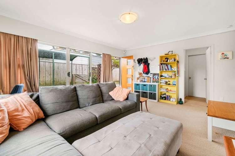 2/38 Hillcrest Avenue Hillcrest_12