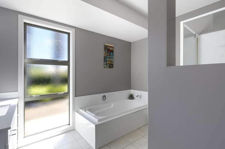 15 Roderick Street Otumoetai_21