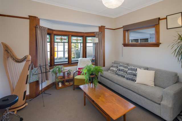 4 Puru Crescent Lyall Bay_3