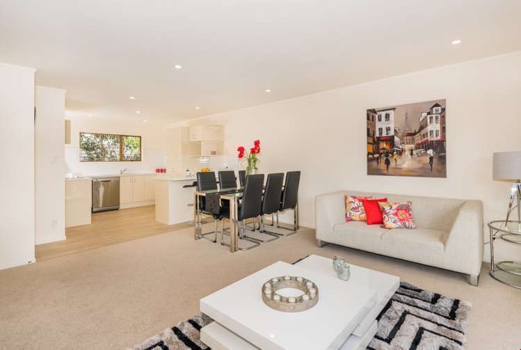 2/29 Verbena Road Birkdale_1