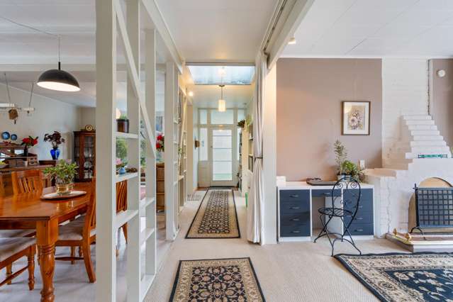 216 North Road North East Valley_3