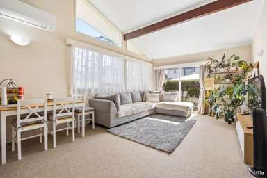 1 & 2/17a Rowan Road_3
